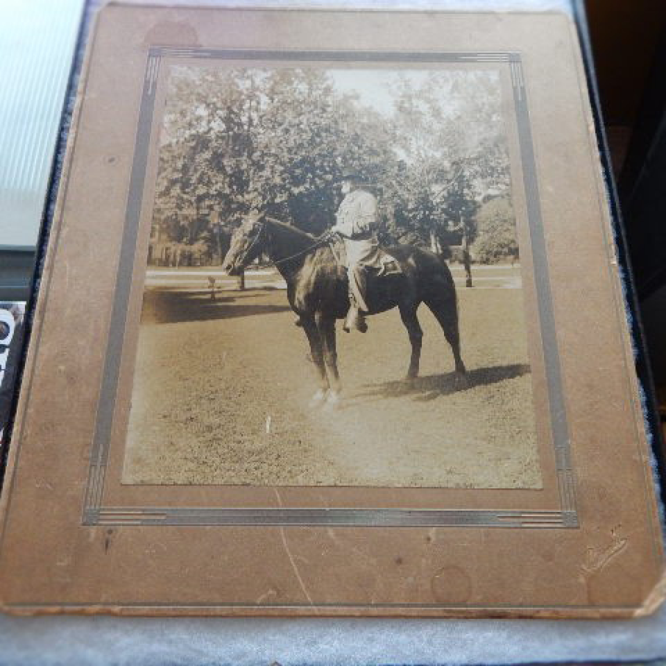 Albumen  confederate colonel heiskell on horseback ucv files220170915 6488 fswqzp