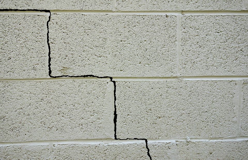 Woodsonwaterproofing foundationcrack