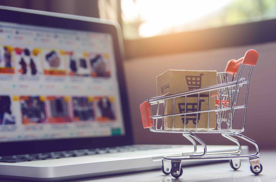 Siteswan blog   3 ways small businesses can start selling products online 