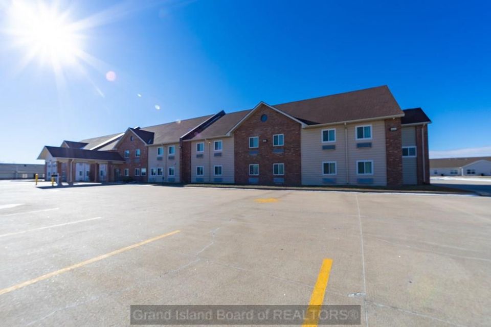 2620 diers ave grand island days inn e 1