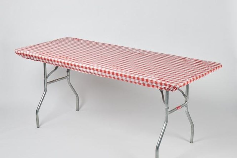 Rectangle plastic fitted table cover red gingham
