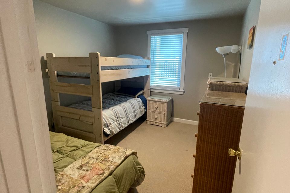 Schellenger 3 person rm