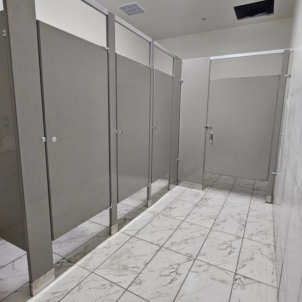 Gray bathroom partitions done by Pabst Leyton in Southern California