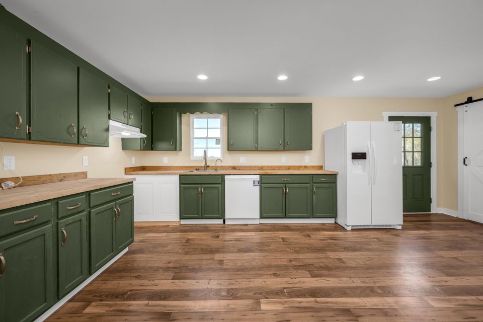 1641 nolan road initeriors 9