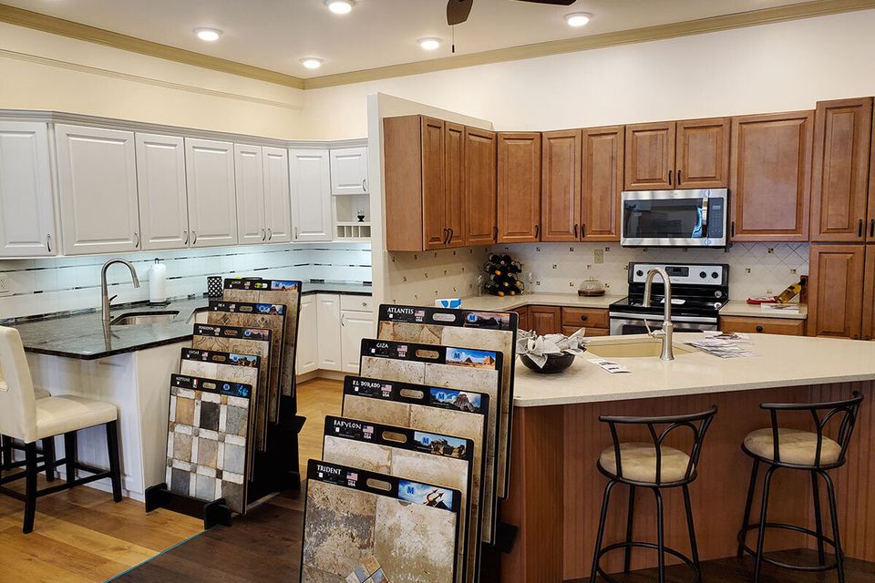 Gullos kitchen and bath 00003