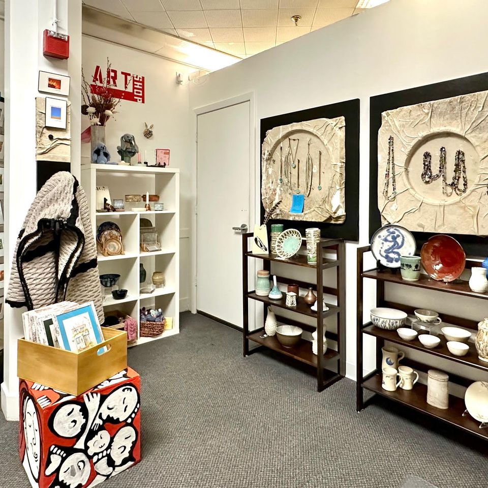 Shop 8