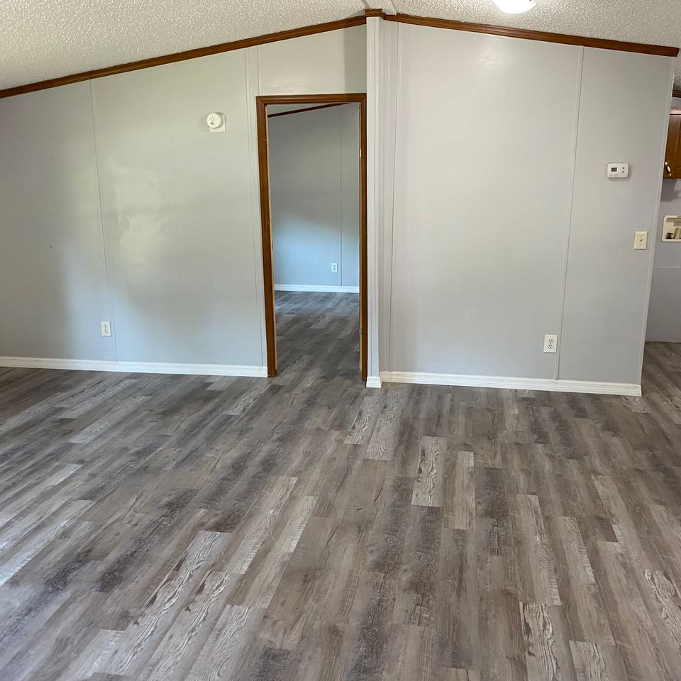1375 main living area