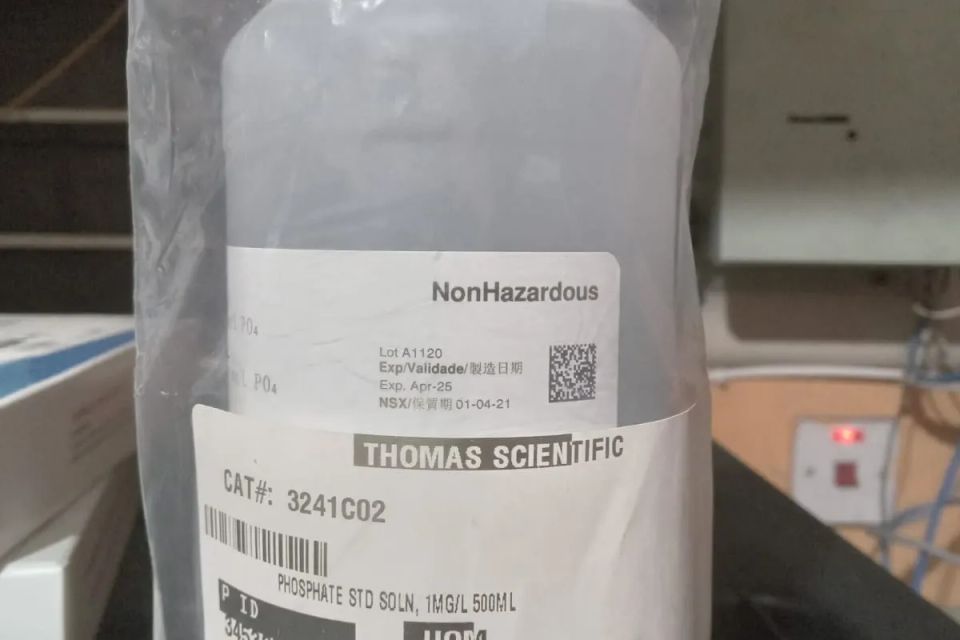 Phosphate standard solution original