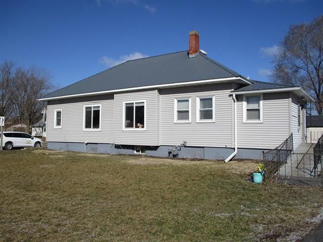 328 s marquette road