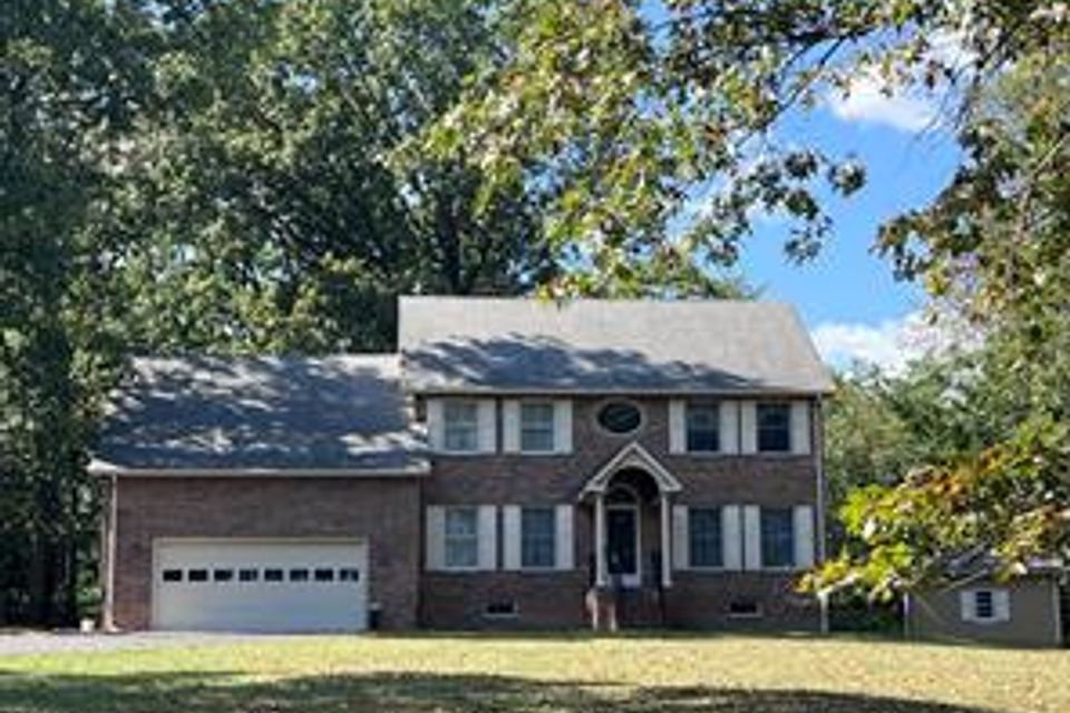 123 oak hill dr