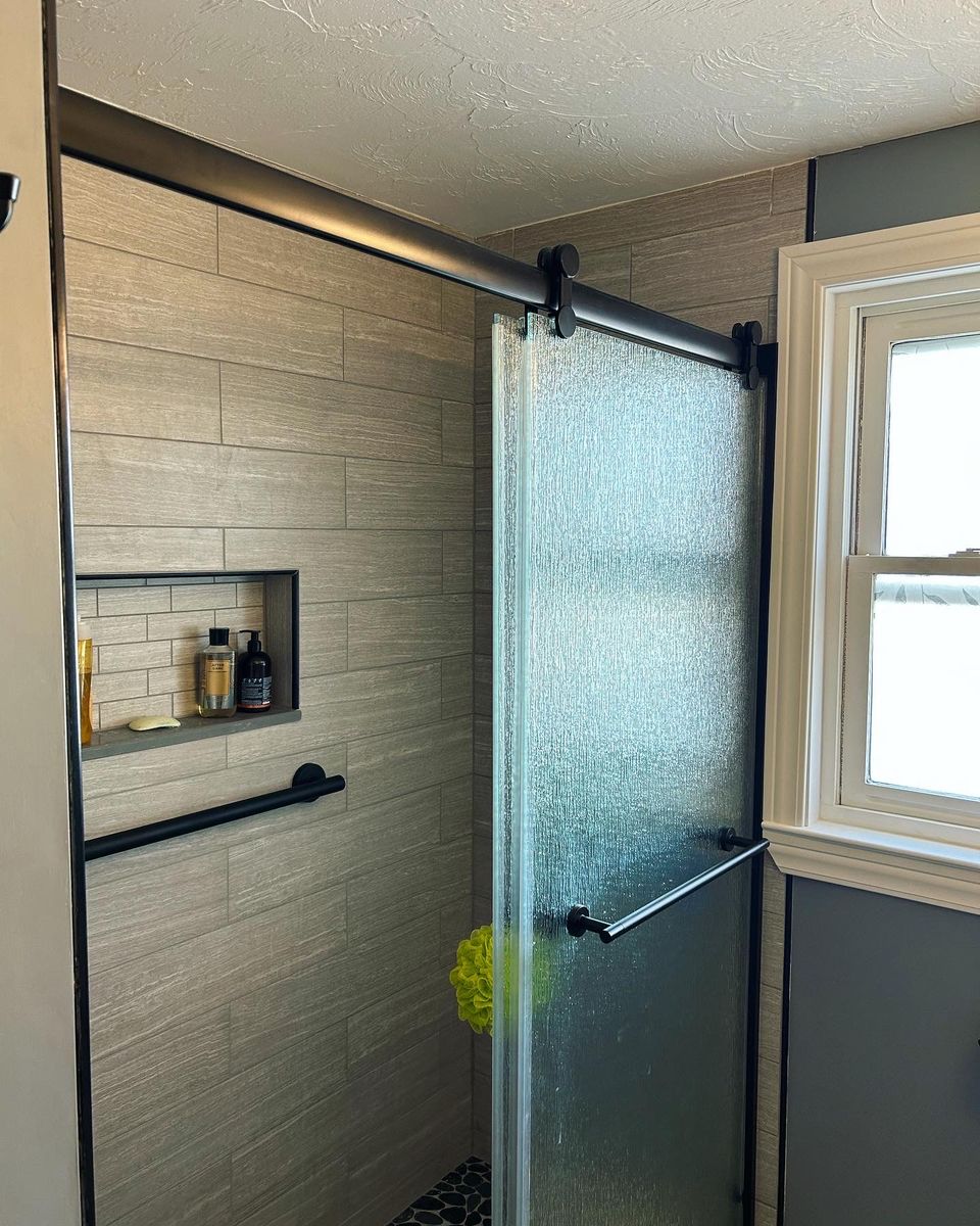 Pearce photo shower w glass door after