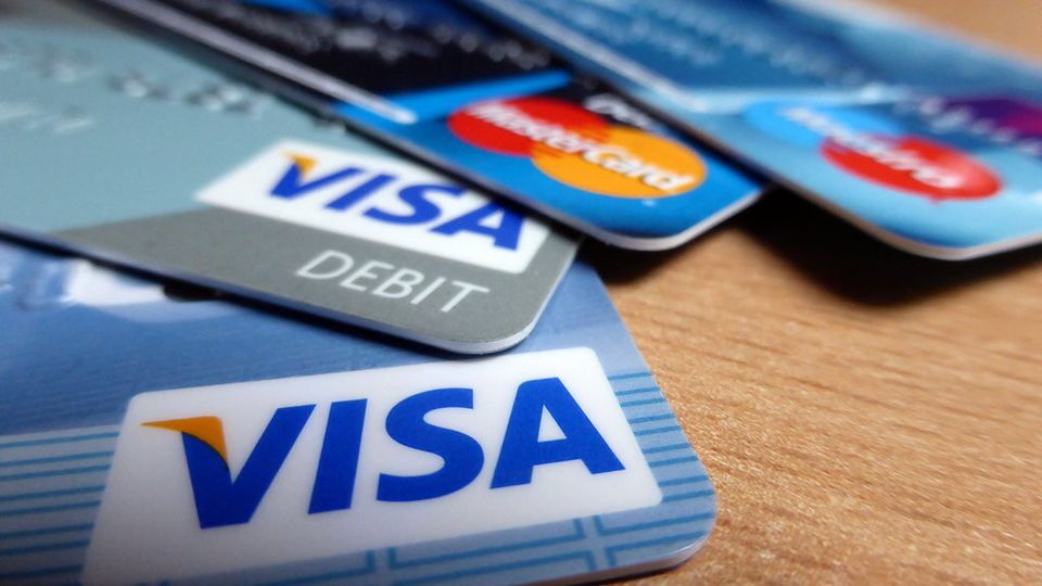 is it a good idea to get a cash advance using your credit card?