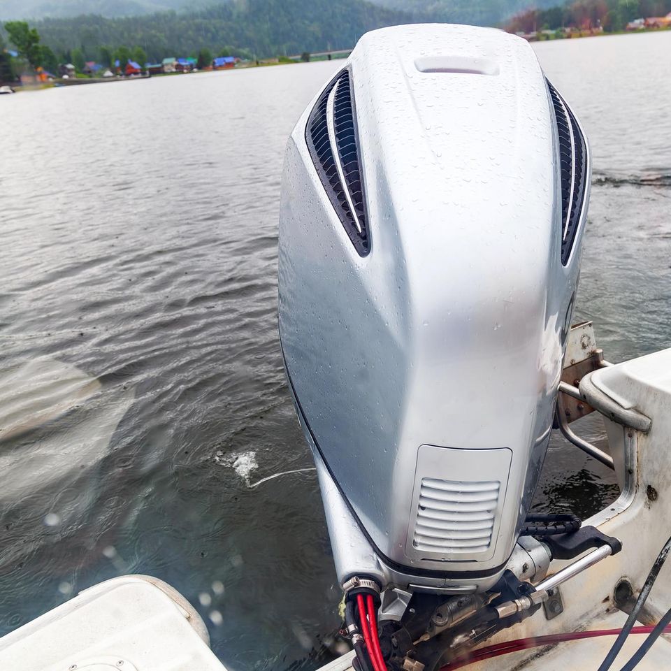 Marine Boat Mechanic