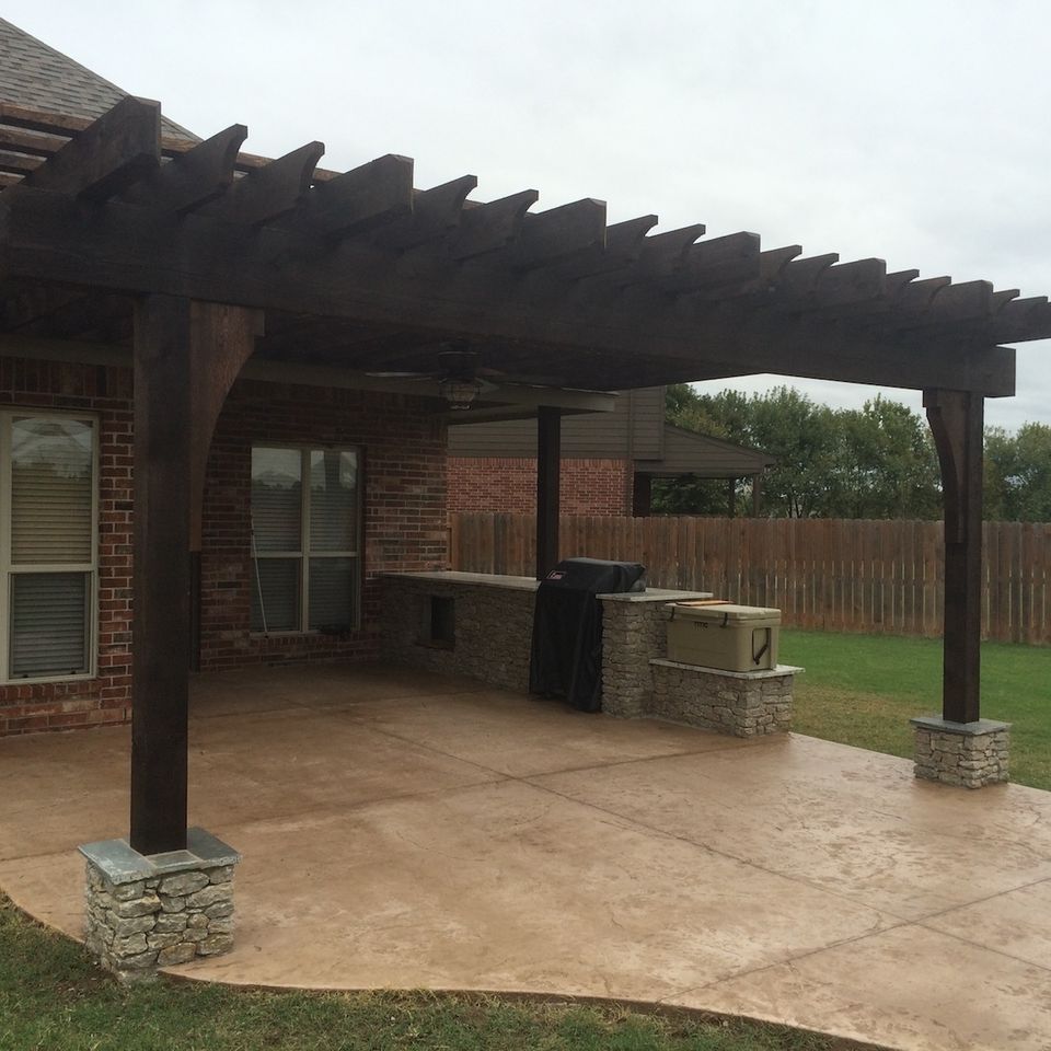 Select outdoor solutions  tulsa oklahoma  outdoor living pergolas shade structures  custom cedar pergola contractor builder construction company  photo oct 10  9 59 33 am
