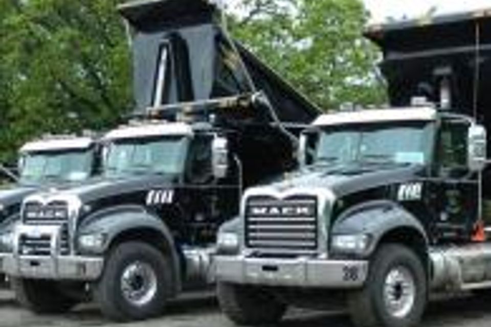 Garman trucking 15  1  min 259989.195.195.crop