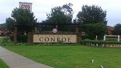 Conroe welcome sign