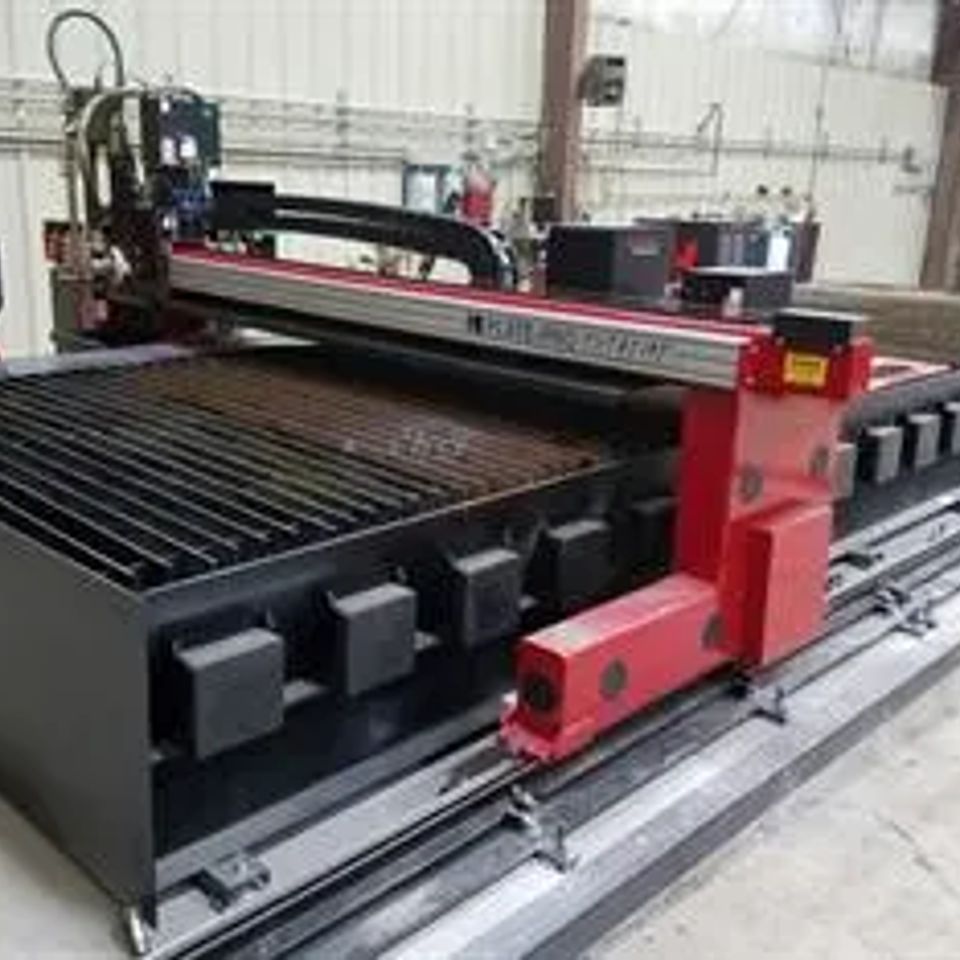 High definition 8’ x 24’ plasma table