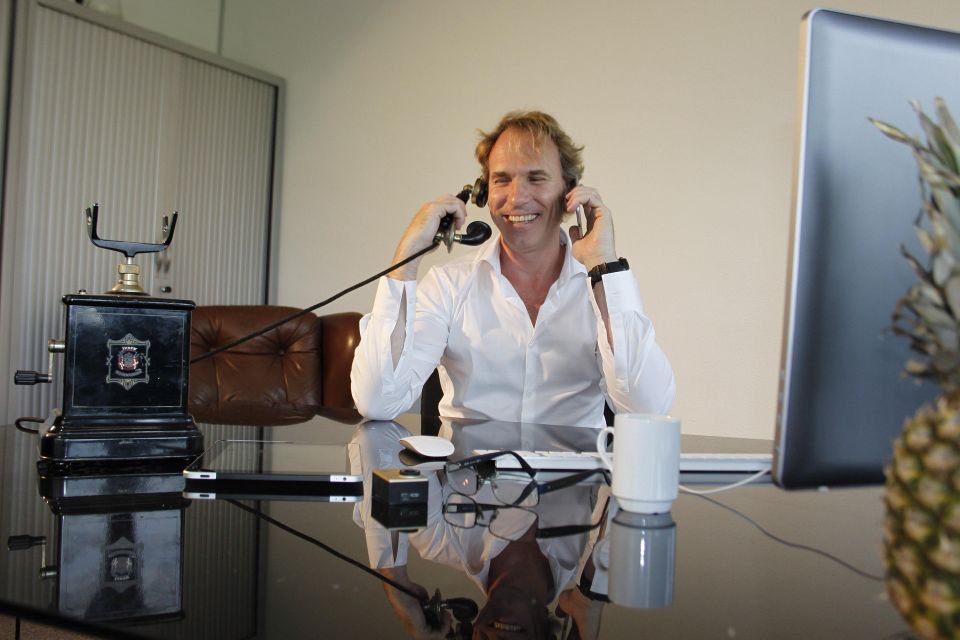 To call g3e24599ec 1920