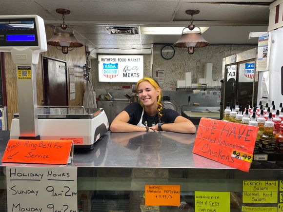 Deli counter