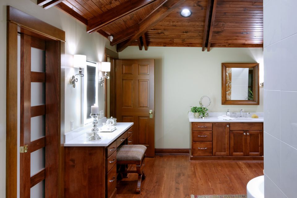 Ellis bathroom 3
