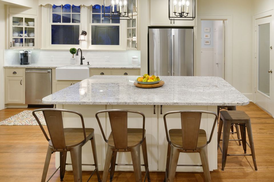 1 cameyresidence kitchen 07 v1 current20180615 21613 1xs99h4 960x960