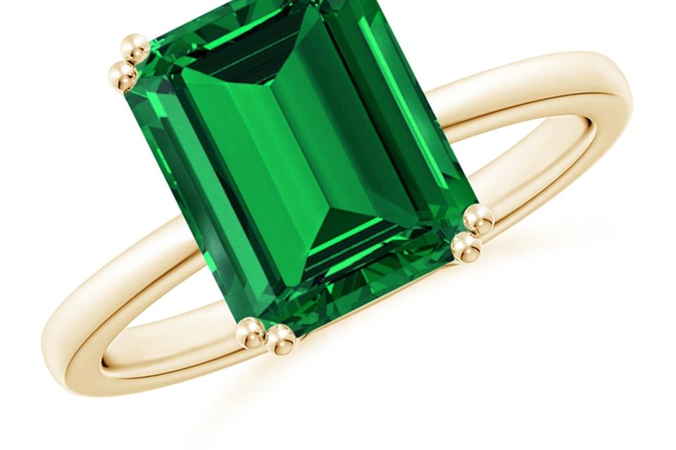 10x8mm labgrown lab grown emerald yellow gold ring