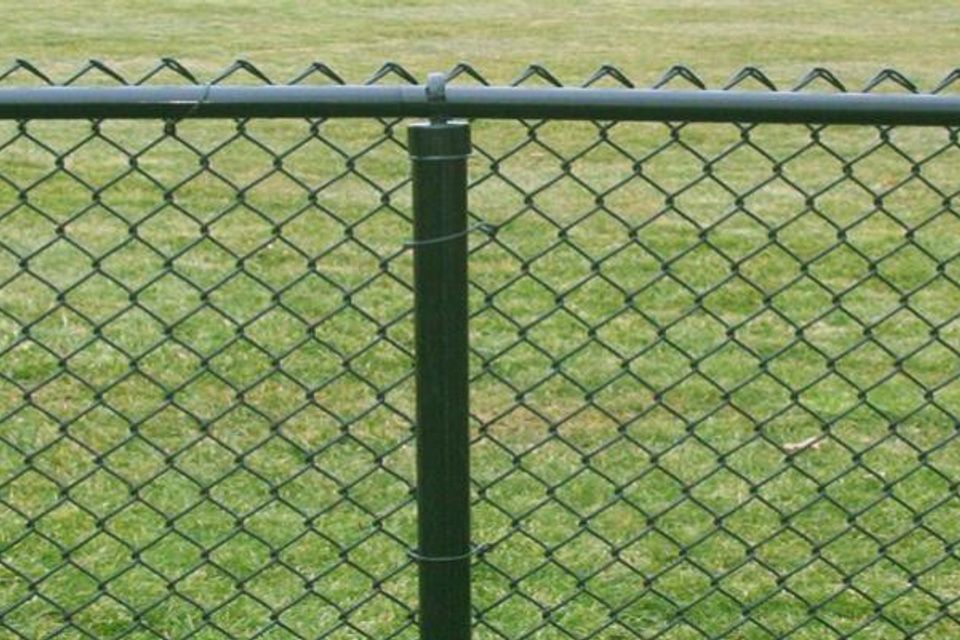 Chain link gallery 1