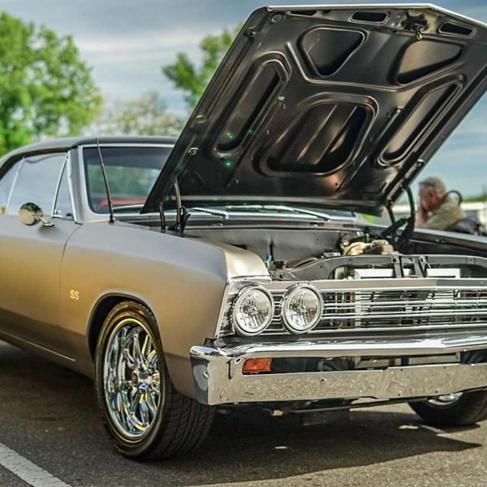 Muscle car