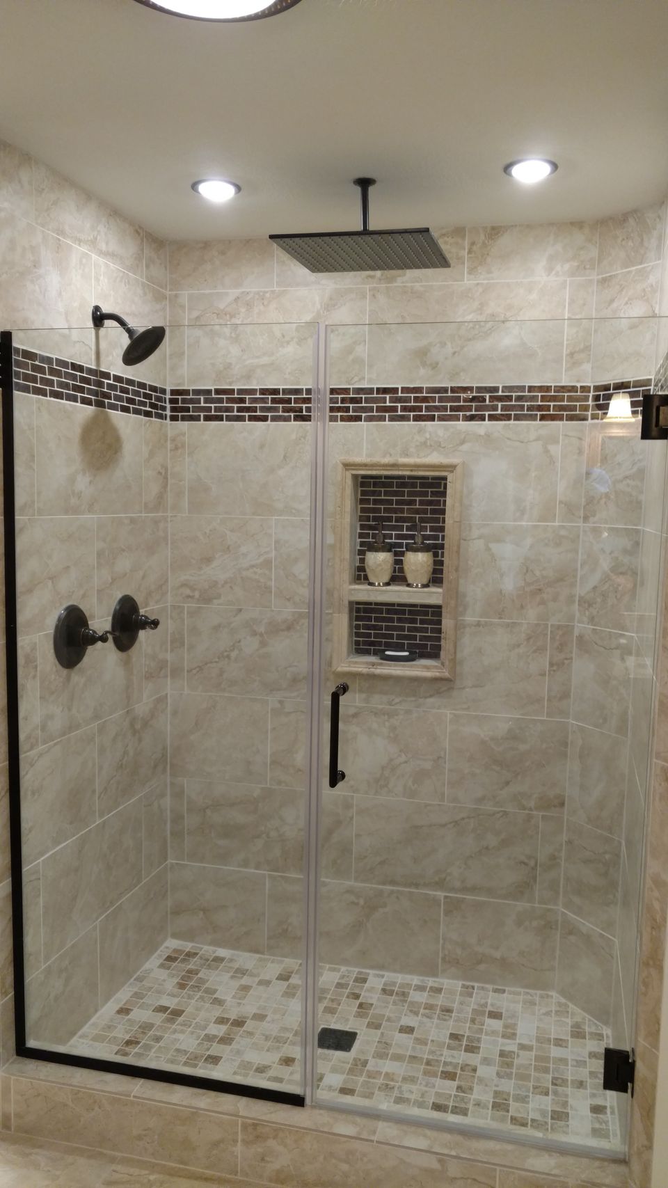 Windsong way shower after