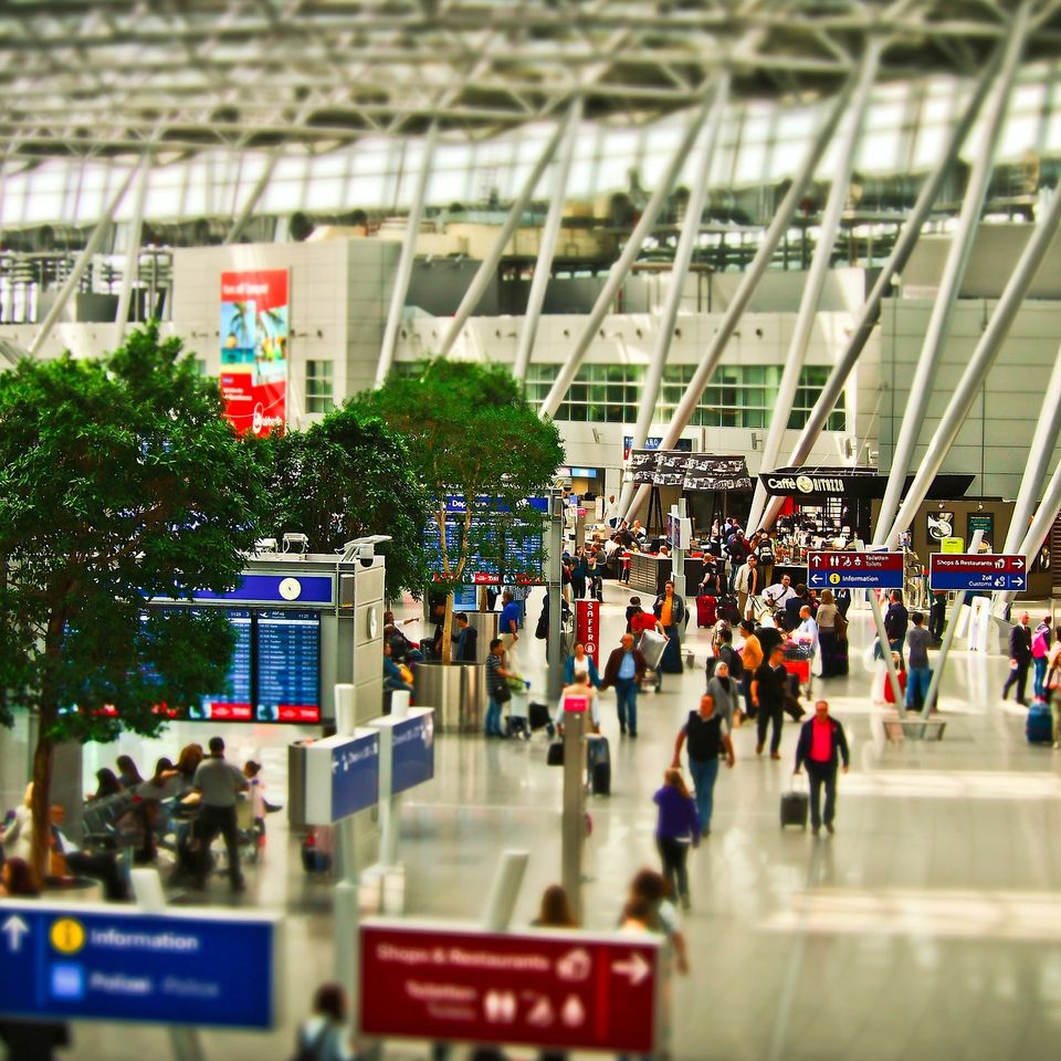 Airport gedbd30dc5 1920