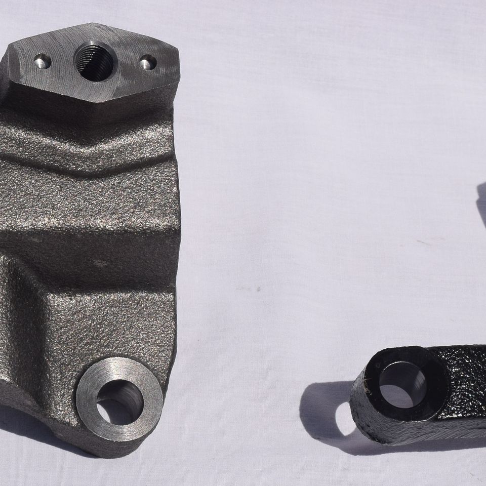 Transmission mount20160610 24822 6pbrqs