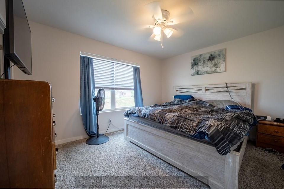 944 e 19th st grand island ne 68803 b 6
