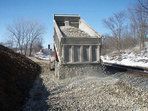 600 dump truck1320180314 31824 hirkyr