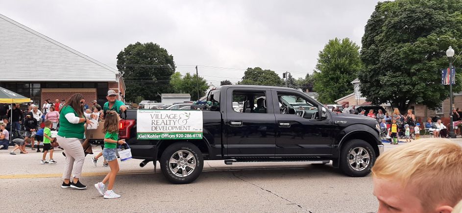 2022 parade 3