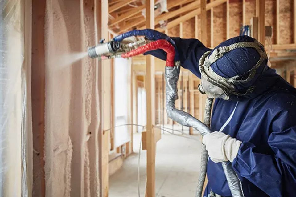 Old saybrook’s closed cell spray foam insulation services for moisture protection 668 by 392