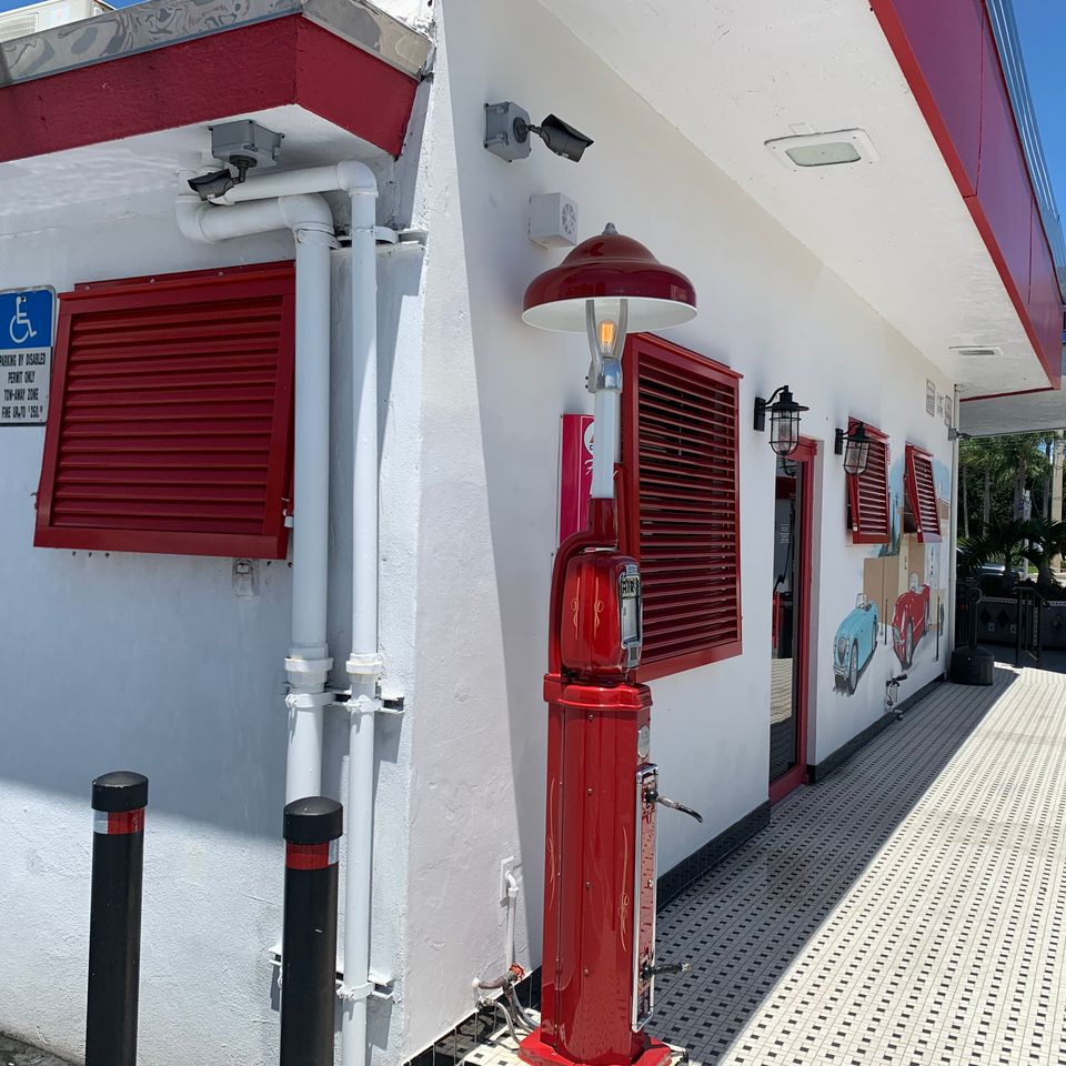 Bahamas adjustable louvers