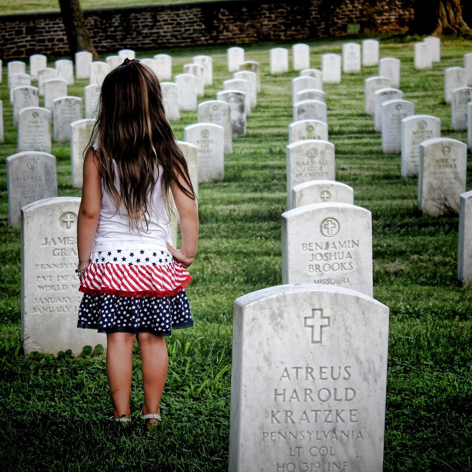 Cemetery gdb0582f22 1920