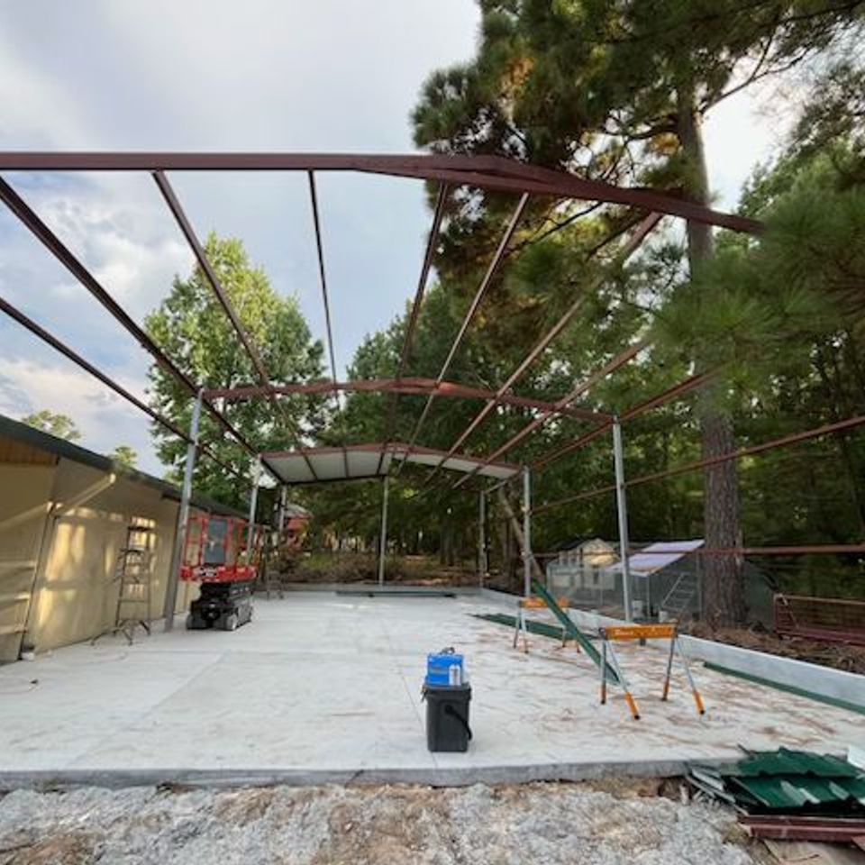 Completed steel workshop and metal building constructed in Houston by Marquez Welding for long-term durability and heavy-duty use.