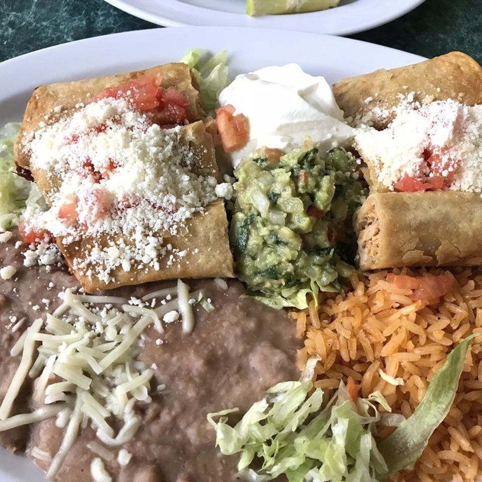 Taqueria franco taquitos dorados plate