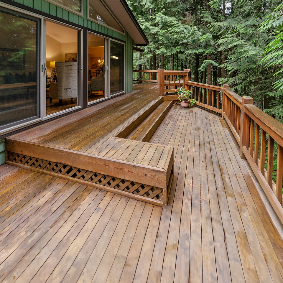 Custom Deck Builders