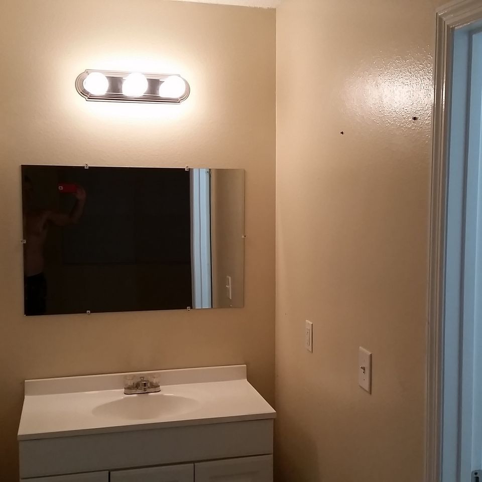 5 cedar master bath sink20180206 25717 xp41t