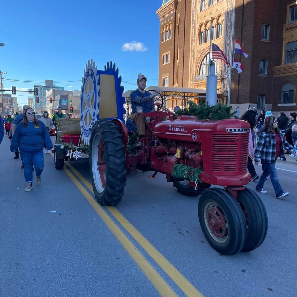 Rotary parade float 4