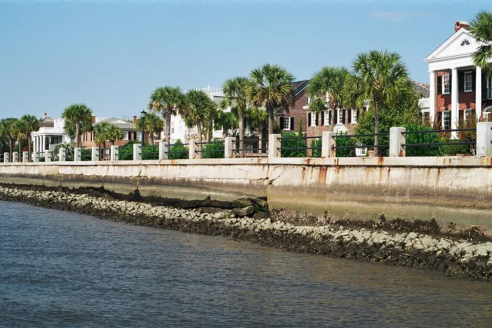 Battery charleston harbor tours