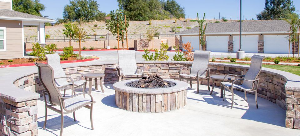 Sequoia exterior 1
