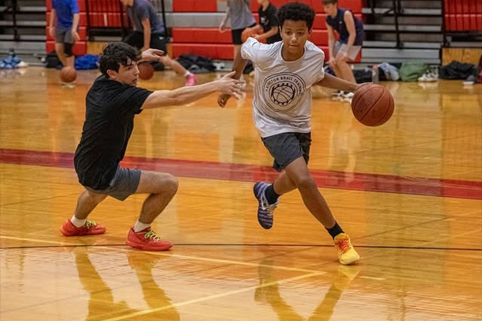 2 students playing during a game