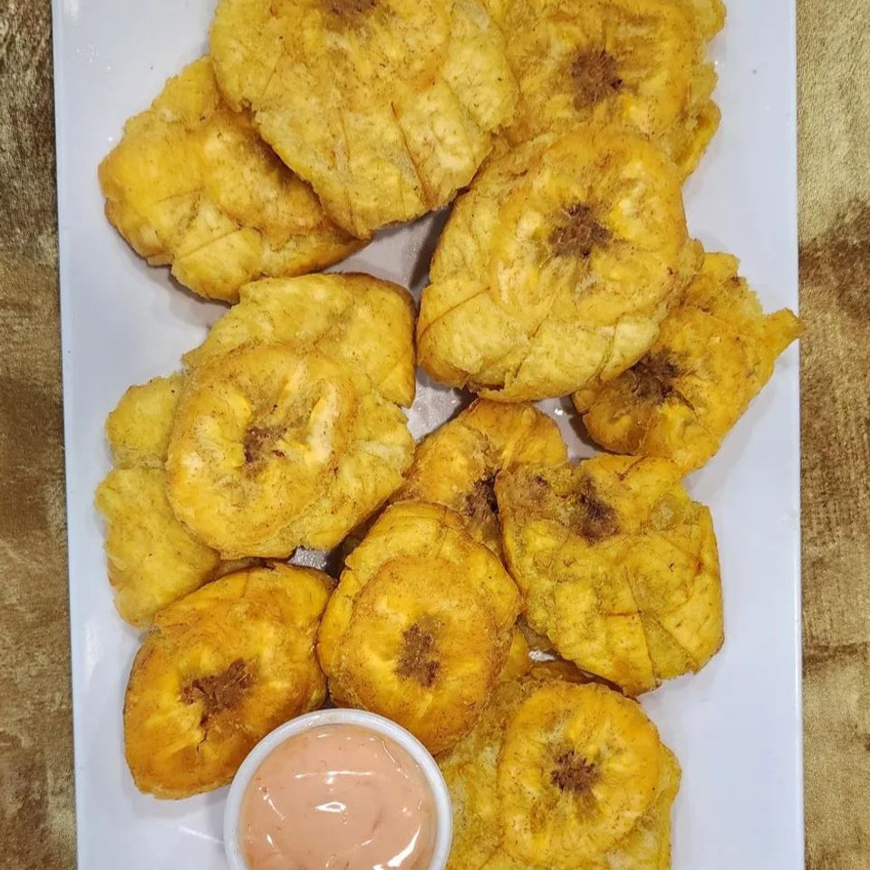 Dominican Fried Plantains