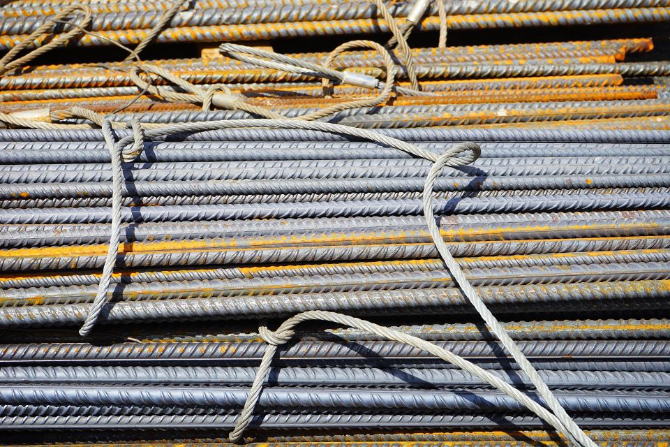 Iron rods g9343ca7b4 1920