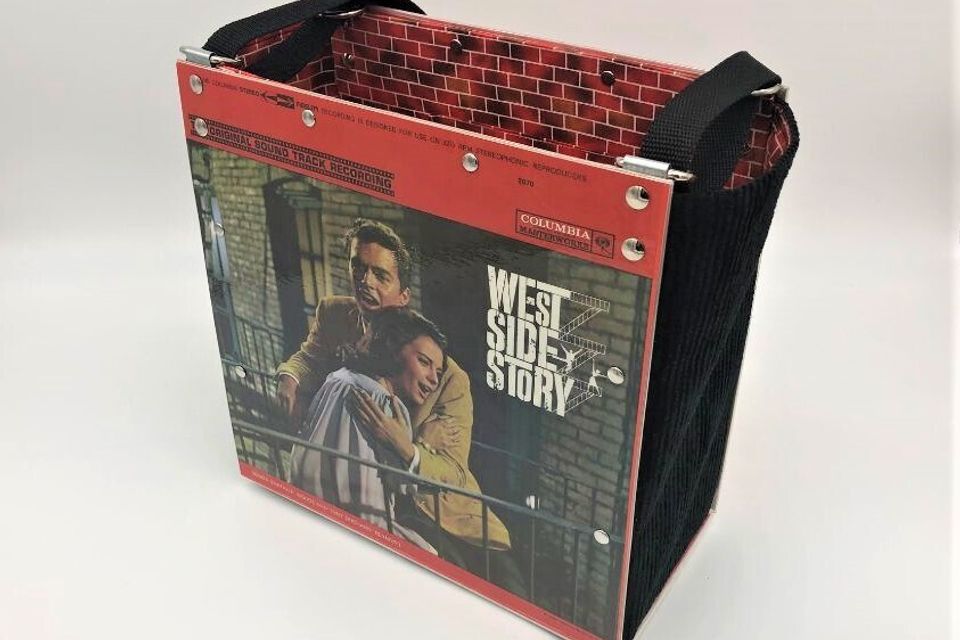 Tote west side story   back