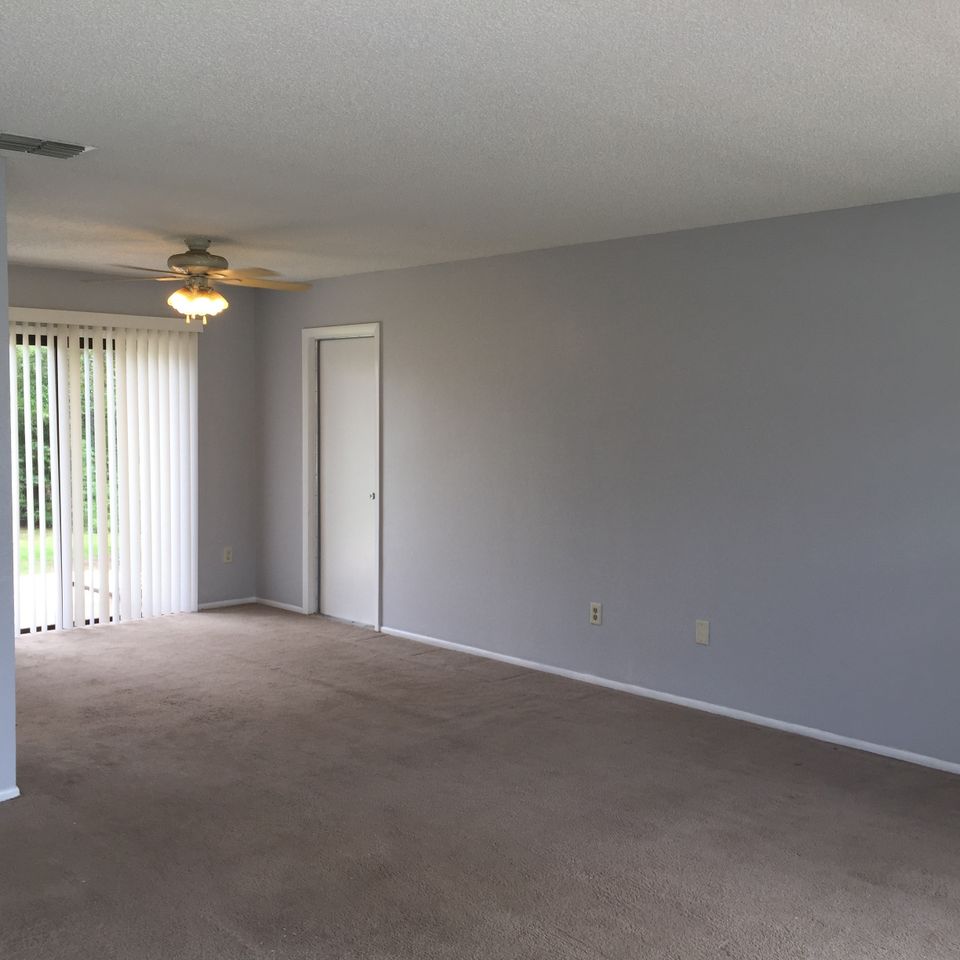 63 hickory living dining