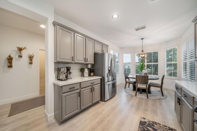 9e772706 b034 4c0e b48d f975c0b3f5dc